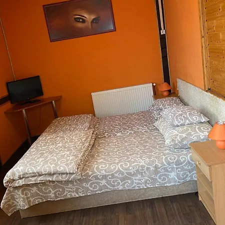 Guest house Cifrahidi Vendeghaz